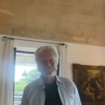 Michael Douglas Instagram - What day is it? I know it’s Saturday, but what day is it? It’s #WorldEnvironmentDay! One of the more important days of our lives because that’s how important the environment is and how much we need to do to help it. I have a real good tip for you guys- I have discovered an extraordinary book- #Imagineit! is filled with small, attainable, solution based actions that can fuel the change our distressed planet needs to sustain itself for future generations. It is a wakeup call of simple things, that we often overlook, that can make a difference. An easy, yet compelling read for each one of us to do our part to give back to the planet that has given us so much! Click the link in my bio to check it out! Hope you all enjoy your beautiful #EnvironmentDay! @romcaz @heatherreisman @indigo