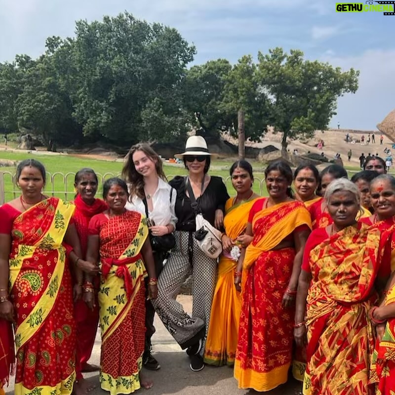 Michael Douglas Instagram - Happy TGIF from 🇮🇳! The family and I wish you all a great final weekend of the year! Mahabalipuram, Tamil Nadu, India