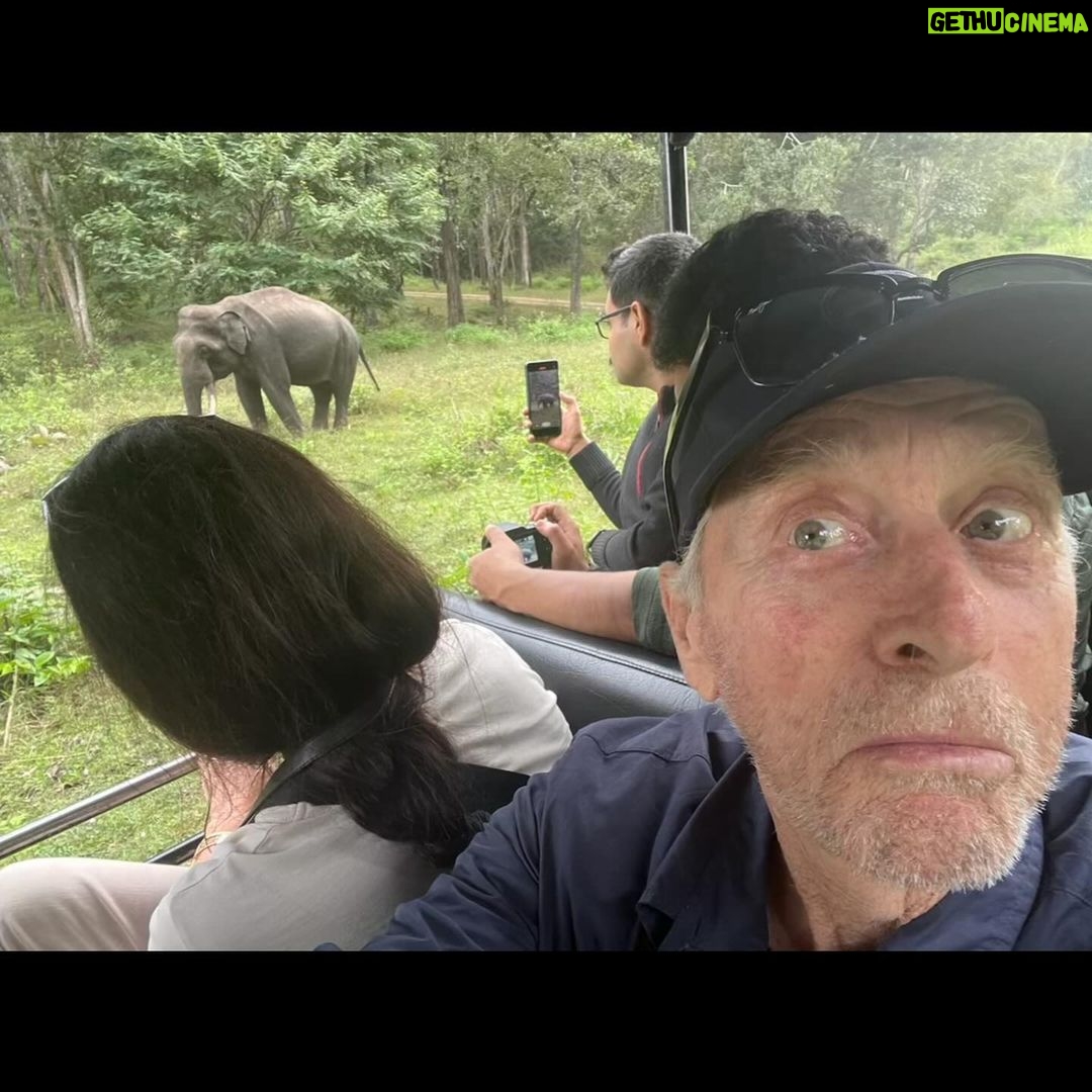 Michael Douglas Instagram - We love you 🇮🇳 ❤️ @catherinezetajones