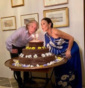 Michael Douglas Instagram - Thank you all for the kind birthday messages! We love you all 🎂 ❤️