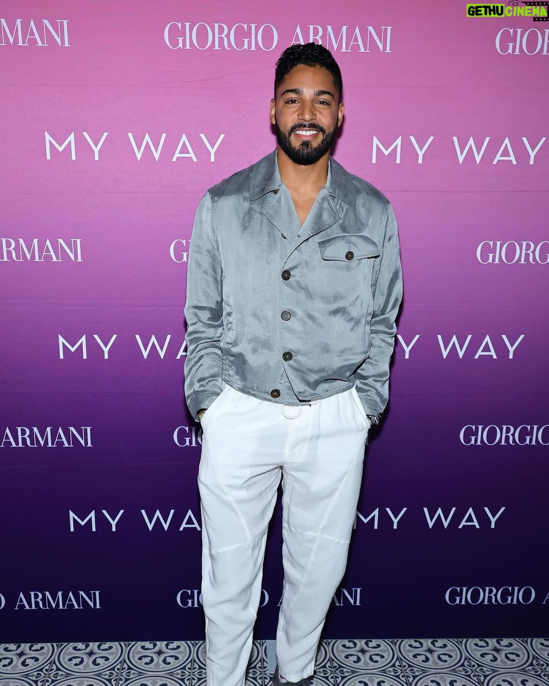 Michael Evans Behling Instagram - Very breathable. @armanibeauty #armaniBeauty #ArmaniMyWay Gansevoort Rooftop Hotel