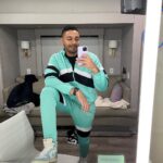 Michael Evans Behling Instagram - Getcha mint on. New episode tonight 8pm. HC 9pm. Warner Bros. Entertainment