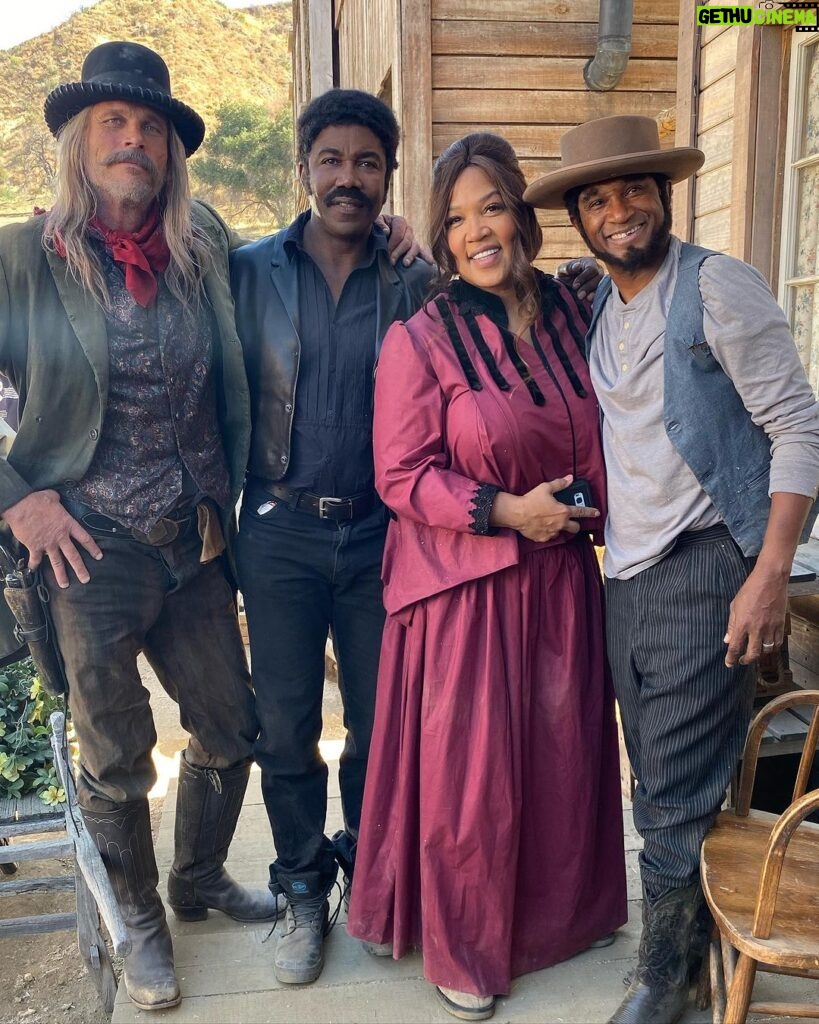 Michael Jai White Instagram - Some behind the scenes of #outlawjohnnyblack coming to THEATERS ONLY SEPTEMBER 15th! 🎥🎬🍿🤠 #michaeljaiwhite #director #action #western #martialarts #drama #film #comingsoon #movies #samuelgoldwyn #newrelease