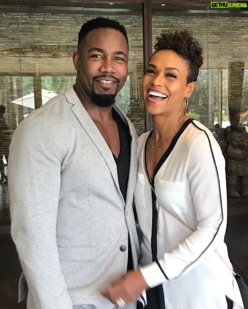 Michael Jai White Instagram - REPOST: Happy Anniversary to my bestie, my ride or die, the love of my ENTIRE life, my travel buddy, my confidante, my fitness coach, my dance partner, the beat to my heart, the icing on my cupcake 🧁 and the protein to my shake ….I’m so happy to call you MY WIFE! @iamgillianwhite 7 down and a lifetime more!!! 🥂🥂 ❤️ (We don’t drink alcohol…that’s club soda and cranberry juice in those little glasses). 😂🥰🥰🥰 #anniversary #happyanniversary #husbandandwife #couplegoals #powercouple #love #blacklove #dynamicduo #michaeljaiwhite #gillianwhite