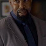Michael Jai White Instagram - Next episode of @officialkingdombusiness! #bet @betplus @drhollycarter @yolandaadams @drehallb @michaelbeach #michaeljaiwhite