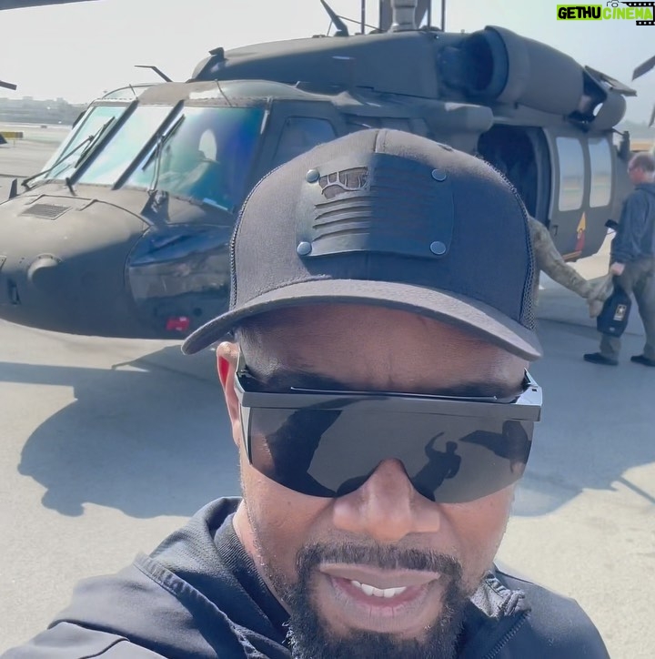 Michael Jai White Instagram - Death Valley Military training with @usarmy @bronzebomber @drrobertgoldman @realchefrush #michaeljaiwhite #boxing #military #recruitment