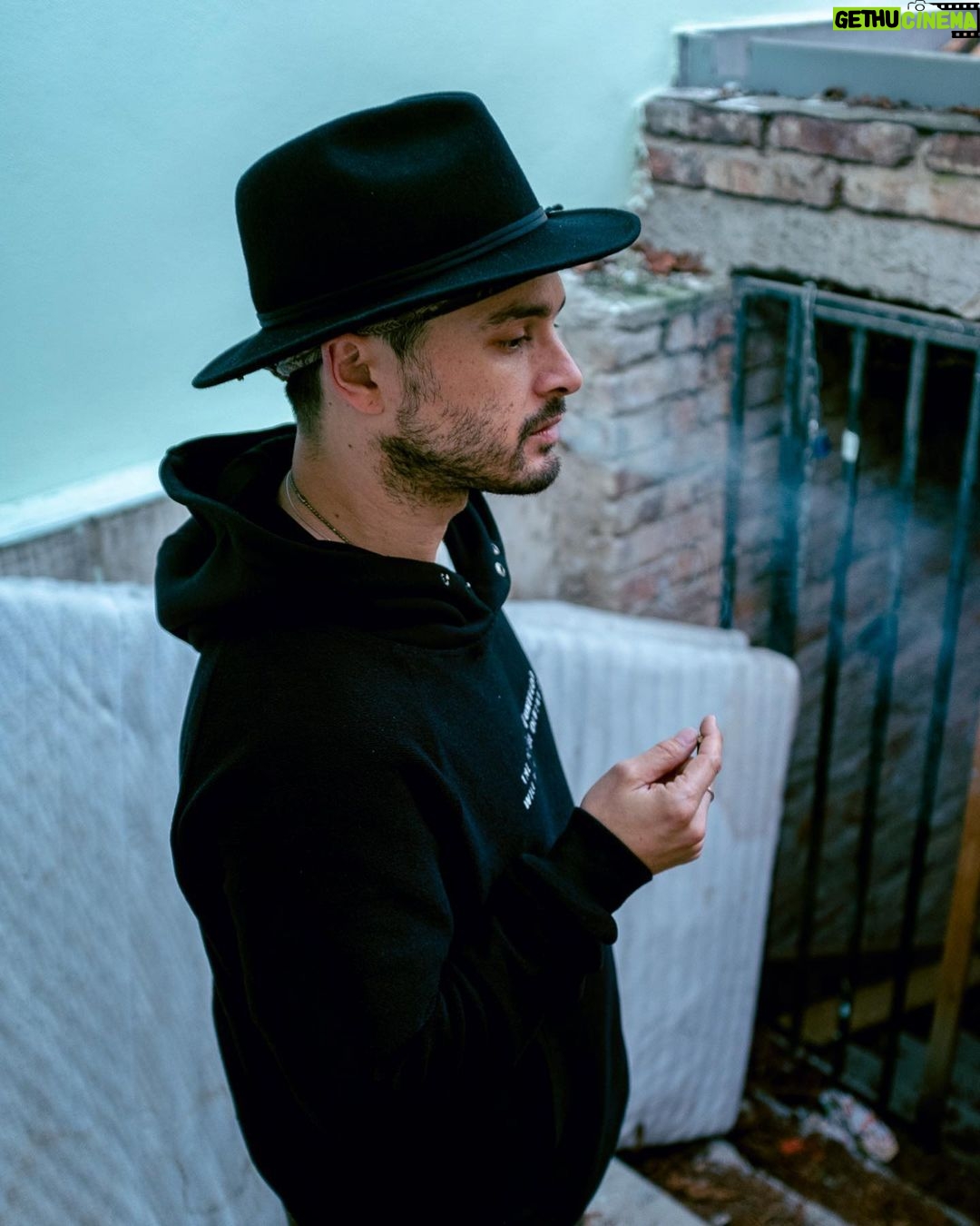 Michael Malarkey - 46.8K Likes - legalise the plant and free all the prisoners