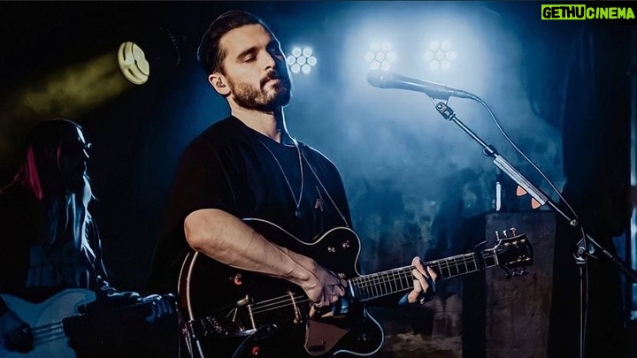Michael Malarkey - 33.3K Likes - touring Europe in less than a month with my new record #STRAYS out march 11th; will be a fine thing indeed to be back on the road again after the #GRAVERACER tour shut the world down in 2020 - yeah, sorry about that; no necromancy this time around, promise...
support from @tadhgdalyofficial on all dates!
SEE YOU SOON // LINK IN BIO x