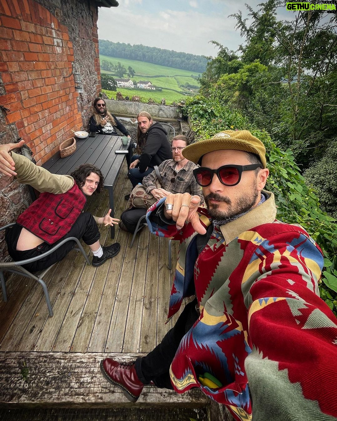 Michael Malarkey - 36.1K Likes - TODAY IS THE DAY! @arctangentfestival, let’s ‘av it 🪬
BIXLER STAGE at 12:45 TODAY
see you there, ye jambakers x