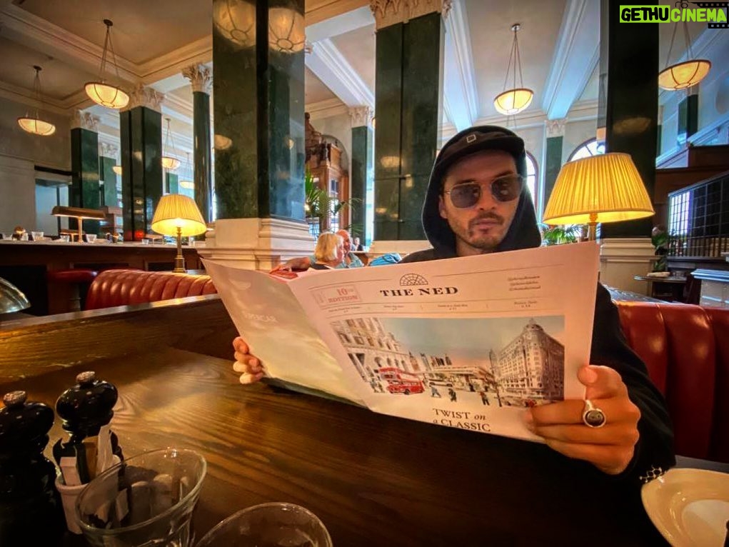 Michael Malarkey Instagram - 🖤 @thenedlondon