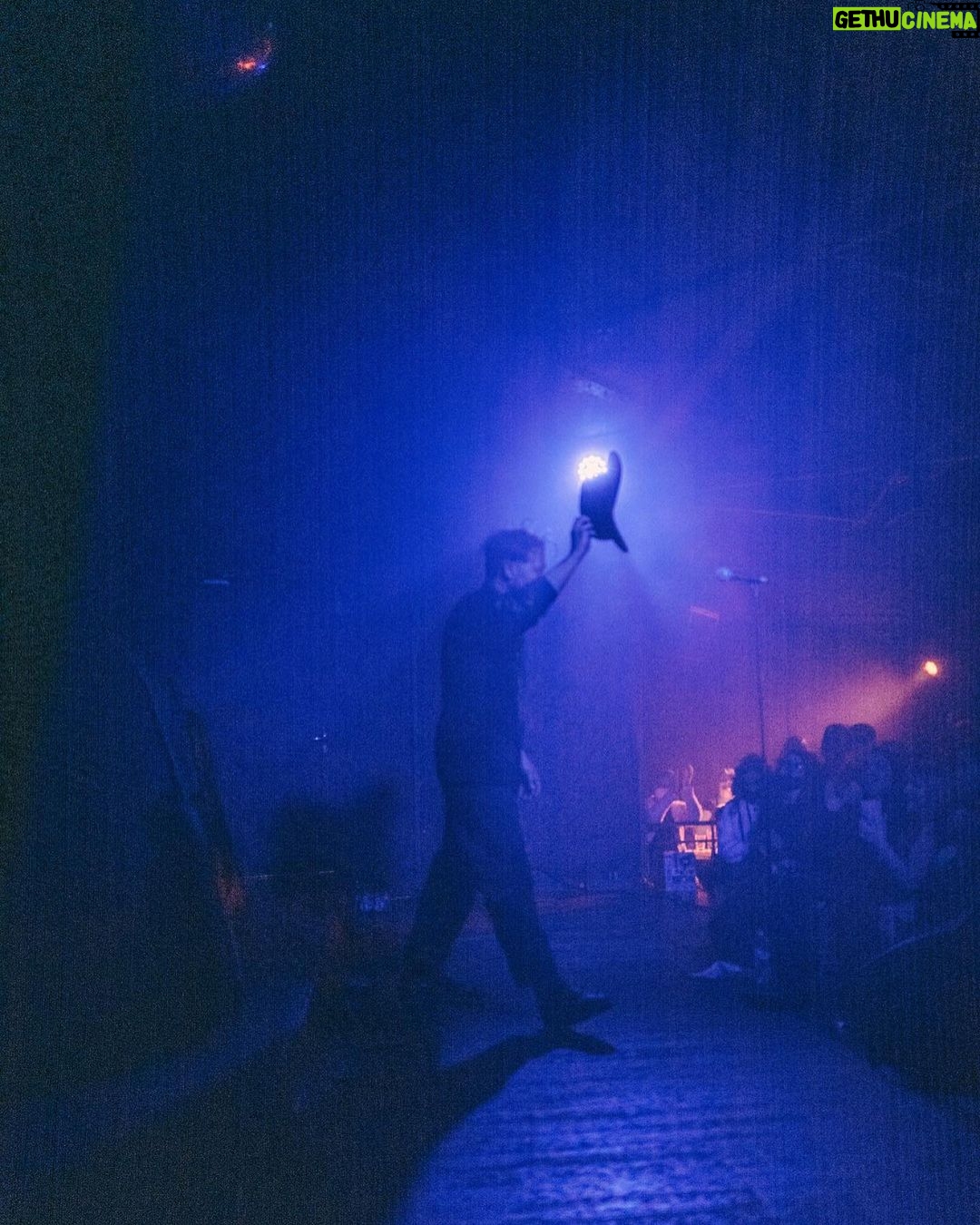 Michael Malarkey Instagram - 🚨 ENGLAND IN JUNE -less than 2 weeks away; grab yer tickets now & see you soon… 4.6 london, uk @thejazzcafe 5.6 birmingham, uk @hareandhoundsbrum 6.6 manchester, uk @deafinstitute * w/ @leralynn 9.6 sheffield @teslarecording 11.6 london @lowerthirdsoho (VIP tickets available) ^ headlining shows 🐺 💀 🌻 🪩 🫧 ALL TICKETS at michaelmalarkeyofficial.com or LINK IN BIO x …any questions?
