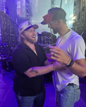 Michael Phelps Instagram - Good shows are always better w good friends!!