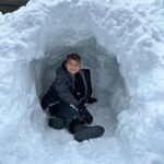 Michael Phelps Instagram - Why not build an igloo in az?!? ❄️ @pinecanyonaz @mrs.nicolephelps @boomerrphelps @beckettrphelps @mavericknphelps
