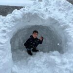Michael Phelps Instagram - Why not build an igloo in az?!? ❄️ @pinecanyonaz @mrs.nicolephelps @boomerrphelps @beckettrphelps @mavericknphelps