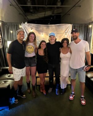 Michael Phelps Instagram - Good shows are always better w good friends!!