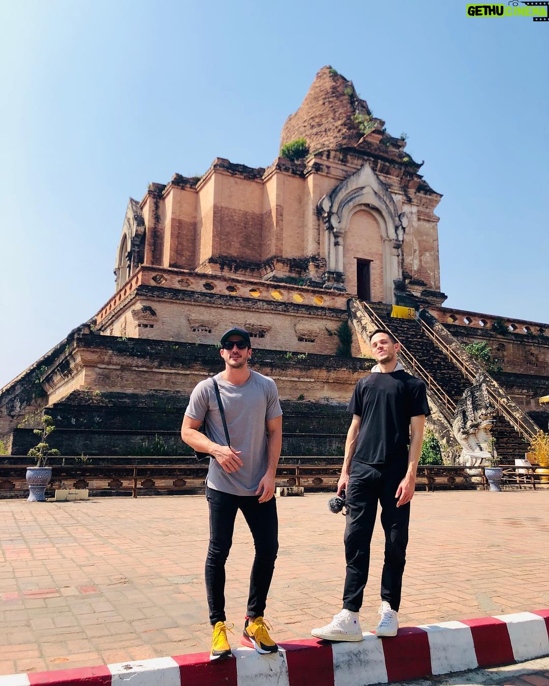 Michael Trevino Instagram - My first trip to Thailand and I feel like we’re doing this right. . . . #thailandinsider#chiangmai #amazingthailand Chiang Mai, Thailand