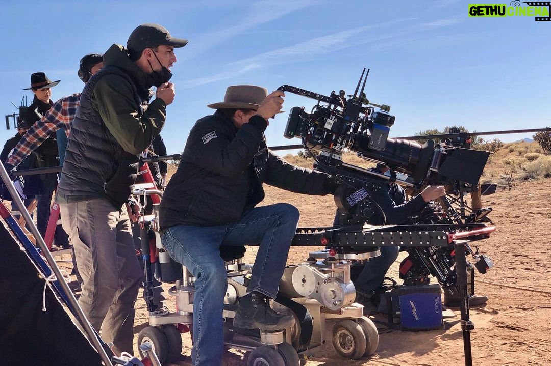 Michael Trevino Instagram - Tonight my first time directing an episode of network television airs! It’s been a journey to get to this point in my career and I couldn’t be more grateful for the opportunity. Thank you Warner Bros Television, CW, and Amblin Entertainment for supporting me. Forever thankful to Carina Mackenzie, Chris Hollier, Lance Anderson and Suzanne Geiger for trusting me and having my back not only with this episode, but with everything it took to get here. To Leah Longoria & Onalee Hunter for writing one of our biggest episodes that challenged me in every way. You guys are the best. And to my cast and crew…. You guys really showed up and gave me everything. Thank you for being there for me and helping me along the way. i owe you! Roswell, NM at 8/7c on The CW