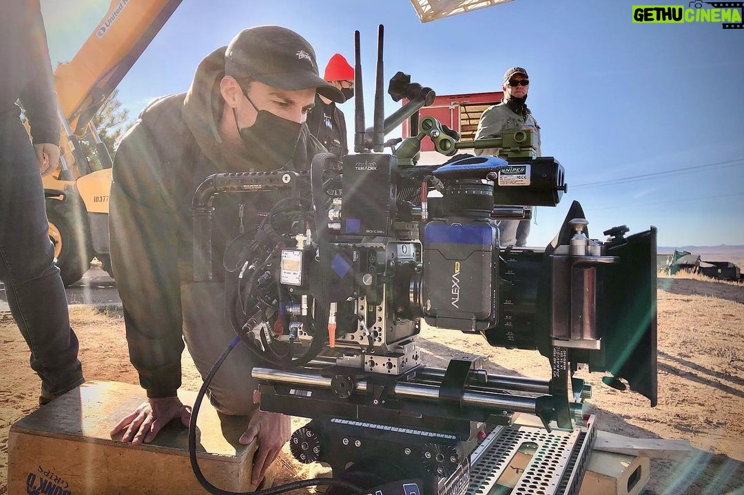 Michael Trevino Instagram - Tonight my first time directing an episode of network television airs! It’s been a journey to get to this point in my career and I couldn’t be more grateful for the opportunity. Thank you Warner Bros Television, CW, and Amblin Entertainment for supporting me. Forever thankful to Carina Mackenzie, Chris Hollier, Lance Anderson and Suzanne Geiger for trusting me and having my back not only with this episode, but with everything it took to get here. To Leah Longoria & Onalee Hunter for writing one of our biggest episodes that challenged me in every way. You guys are the best. And to my cast and crew…. You guys really showed up and gave me everything. Thank you for being there for me and helping me along the way. i owe you! Roswell, NM at 8/7c on The CW