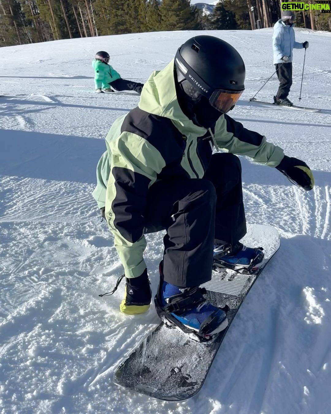 Michael Trevino Instagram - Epic way to start the season! ๐ค๐ผ๐ Thank you @shaunwhite & the entire @whitespace_____ crew for having me out this year. You guys brought a great group of people together, and I canโt wait to test out all this gear on the hill. ๐ธ : @mikedawsy & @_nickradford Aspen, Colorado
