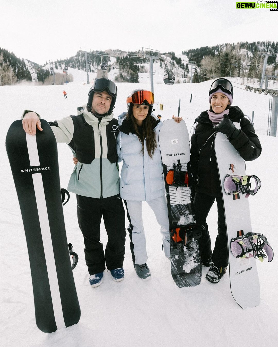 Michael Trevino Instagram - Epic way to start the season! ๐ค๐ผ๐ Thank you @shaunwhite & the entire @whitespace_____ crew for having me out this year. You guys brought a great group of people together, and I canโt wait to test out all this gear on the hill. ๐ธ : @mikedawsy & @_nickradford Aspen, Colorado