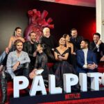 Michel Brown Instagram - Que gran noche pasamos, gracias a todo el tremendo equipo de @netflixlat que hicieron posible este gran festejo !!!! @carolinalecontemejia @pacoramosq María camila , tomas y todo su equipo 🫀🫀🫀#pálpito