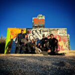 Michel Brown Instagram - Ahora si ……. Empezó esto !!!! @margaritamparra @pablocesarescobar @villavecesa @katherinupegui @juanbaptistad 🌵🦂🏜️🏍️💨☀️🧣🛣️🌘🍔