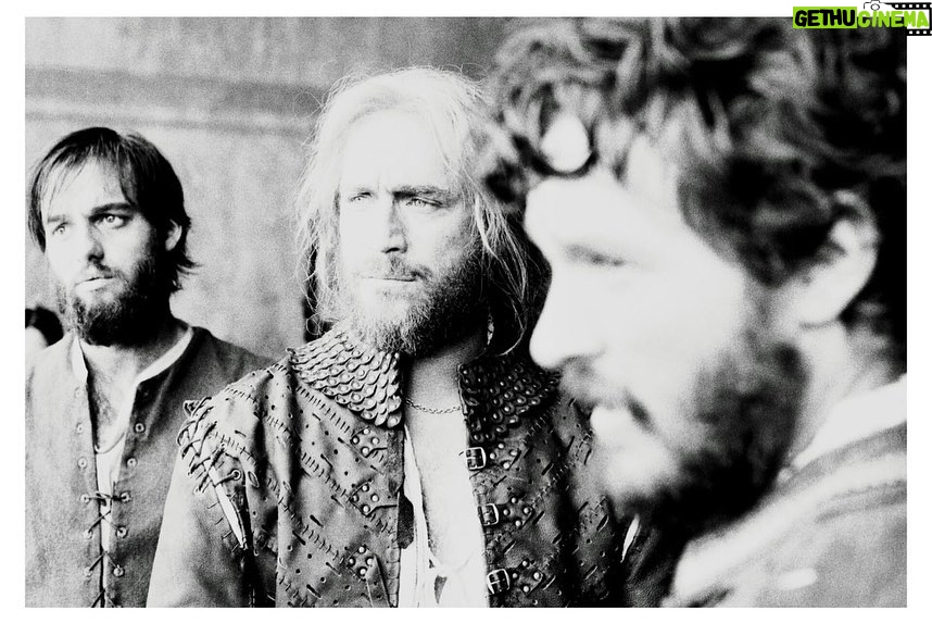 Michel Brown Instagram - Recordando al buen Alvarado. ⚔️🛡️ Bajo el lente de 📸 @victor_clavijo_actor @damianhfotografia 📸 @almagrosanmiguel @ishbelbautista @migueamor