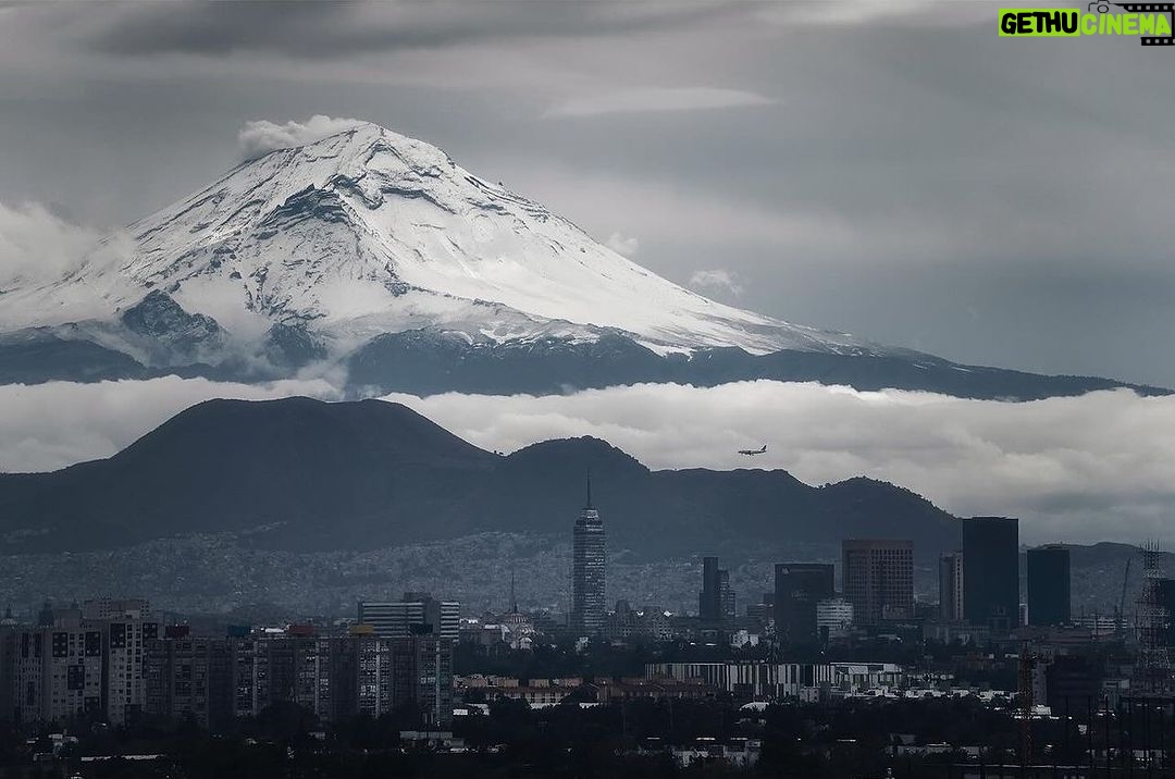 Michel Brown Instagram - Welcome invierno ❄️ DF