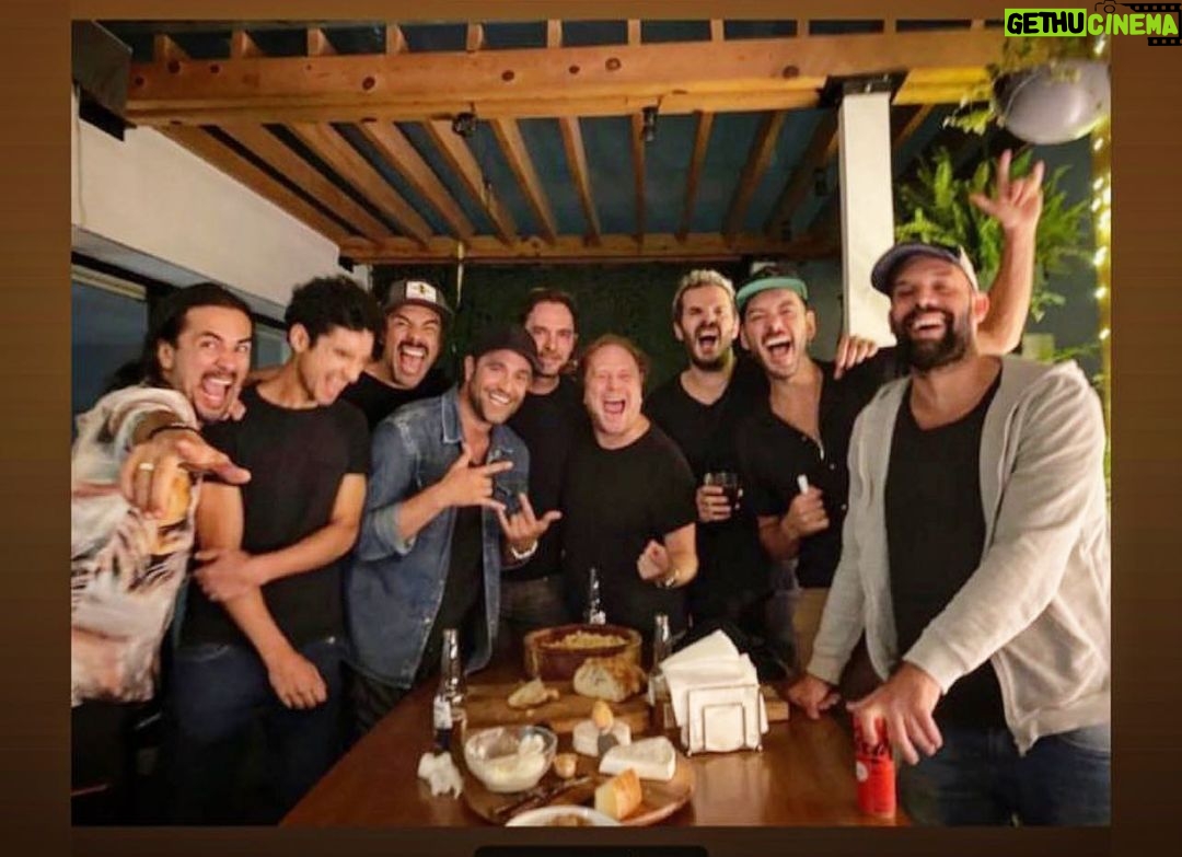 Michel Brown Instagram - Gran noche de puro 🥋🥋🥋🥋🥋🥋🥋🥋🥋🥋🥋!!! @manolocardona @cadaviddiego @cuevasivan @christiantappan @maxisekkel77 @kike78now