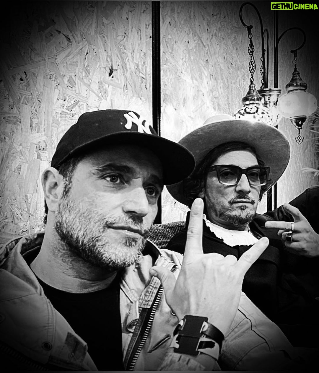 Michel Brown Instagram - Que gusto volvernos a ver bellezas @leonlarregui @sergioacostarussek @sanchezdub #frindsdeesosdehaceaños 🎸🎤🥁🎹 rockkkkkk!!! #zoe
