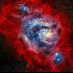 Michel Brown Instagram - Échense un paseo por el espacio detrás del lente de este amigo y pedazo de artista,te felicito chinito ………. Piel de gallina !!!! @chinomoro_astrofotografia 🪐 #astrofitografía #nebulosas Nombres Alternativos: Galaxia de Andrómeda, M31 (Messier 31), NGC 224. Tipo de Galaxia: Galaxia espiral. Distancia a la Tierra: Aproximadamente 2.537.000 años luz - En kilómetros: Aproximadamente 2.4 × 10^22 km. Tiempo que Tomó la Luz: Aproximadamente 2.537.000 años para que la luz llegue a la Tierra desde la Galaxia de Andrómeda. Acontecimientos en la Tierra cuando la Luz comenzó su viaje: (hace aproximadamente 2.537.000 años): - Prehistoria: Evolución de los primeros homínidos y desarrollo de las primeras herramientas. - Edad de Hielo: Glaciaciones y migración de los primeros humanos en Eurasia. - Edad del Bronce: Aparición de las civilizaciones en Mesopotamia y Egipto. - La luz de la Galaxia de Andrómeda ha viajado durante millones de años antes de llegar a la Tierra, por lo que ha presenciado una amplia gama de eventos históricos en nuestro planeta.