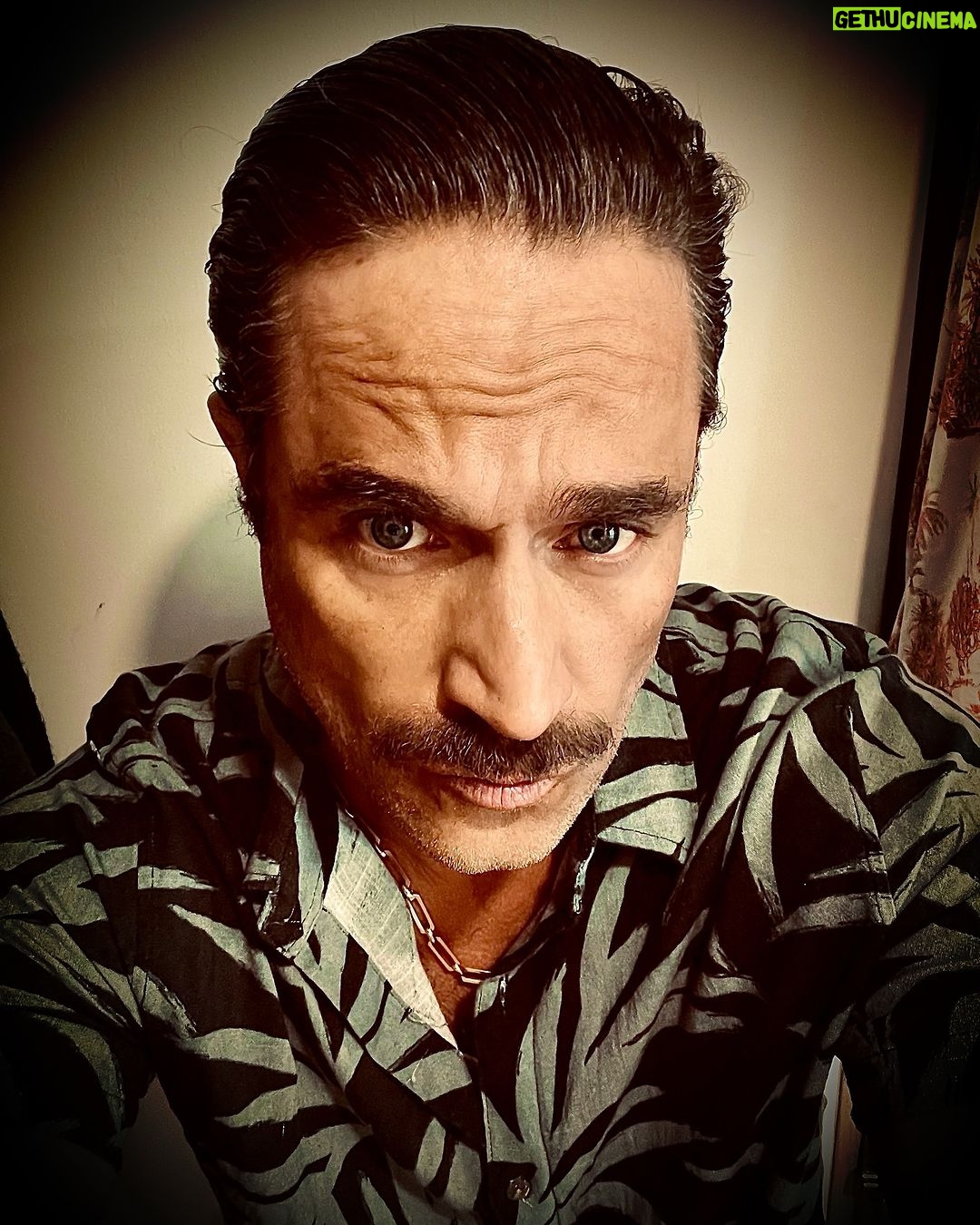 Michel Brown Instagram - Probando a uno con pocas pulgas !!!