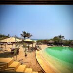 Michel Brown Instagram - @casonasforza @ezeayarza 🏝️👏🏝️👏 un Oasis en el pacífico ….