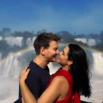 Michel Teló Instagram – Que passeio inesquecível!! Mais memórias criadas e guardadas no coração, na alma. 
Aproveitamos que o papai iria ter show em Foz do Iguaçu e trouxemos a turminha!
Só gratidão!
O carinho e cuidado da galera @belmondhoteldascataratas fez toda a diferença! Ficar hospedado dentro do parque, com as cataratas praticamente pra nós!! Eh surreal! Hotel das Cataratas, A Belmond Hotel