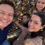 Michel Teló Instagram – Dia das crianças com os amores da minha vida! Como me sinto abençoado em celebrar esses momentos com eles. Momentos que levarei pra minha vida, no meu coração. Eu amo vocês infinitamente! 
Que Nossa Senhora abençoe todas as crianças e todas as famílias!

#diadascriancas