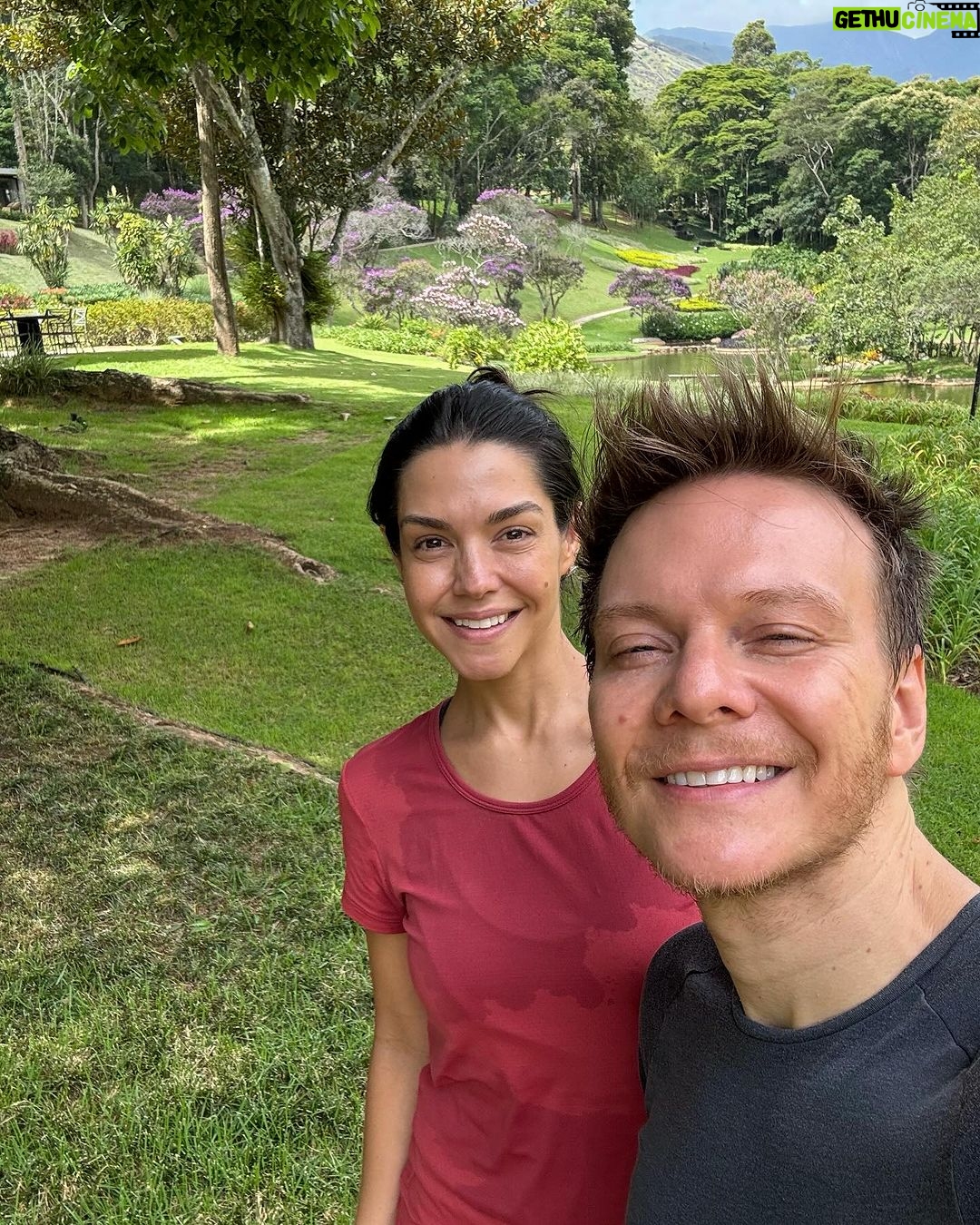 Michel Teló Instagram - Casal fitness x casal aventureiro… Quem é você e seu crush nesse rolê?