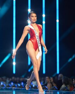 Michelle Dee Instagram - Lumaban tayo Filipinas!! 🇵🇭❤️‍🔥 Nakakataba ng puso kayo! I feel so much love and I couldn’t be any more grateful to everyone who watched yesterday. Nasa exciting part na talaga tayo!!! #BAYANIHAN 🇵🇭 #deepatapos National Costume show is TODAY! Let’s give them another show, shall we? ✈️ and keep voting for YA GURL DORA!!! 🇵🇭🇵🇭 Credits to the owners of the photos!! First photo by @franciscabatbat #michelledee #dee5tiny #mmd #missuniverse #72missuniverse #mmdverse #asianvixen #missuniversephilippines #hellouniverse #doraDEEexplorer