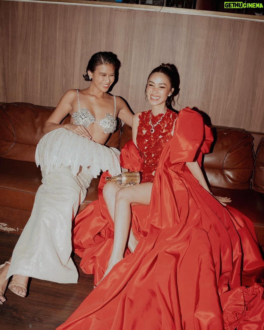 Michelle Dee Instagram - A legacy worth celebrating 🥂 #MAKEITBIG #MAKEITMEGA Wearing @cherryveric @lunabydrakedustin Style @ryujishiomitsu @teamryujishiomitsu @kurtabonal @shera.png Face @davequiambao_ Hair @nellyseboy Photos @motions_by_isaac