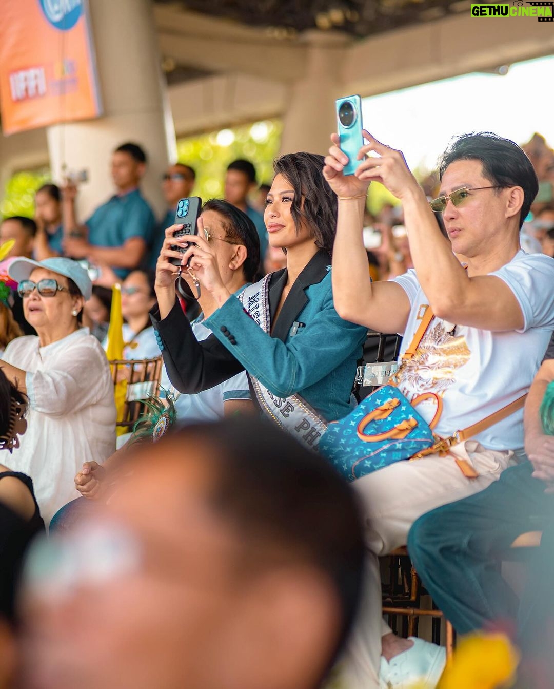 Michelle Dee Instagram - Happy Dinagyang Festival, Iloilo!! πππ₯³ It was a festive-filled weekend with @smcityiloilo @smsupermalls & @officialsmcares as we celebrated the most awaited annual celebration in Iloilo!! It was my first time and I cannot wait to experience this again. ππ»πͺ© Was also able to visit the Iloilo chapter of @autismphils and it fills my heart knowing that together we can truly make a positive impact. Excited to visit the other chapters around #FILIPINAS very soon. π #AutismOKUniverse To my #mmdverse, thank you for taking the time to see me as well! Your smiles always brighten up my day even if I was running low on sleep. π«Άπ» see you all soon! #AweSMIloilo2024 #SMCityIloilo #YoureAlwaysWelcomeHere #AweSMFestivals #EverythingsHereAtSM
