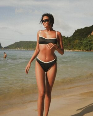 Michelle Dee Instagram - Dora goes to El Nido 🌴🎒🌞 #filipinas