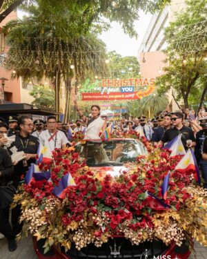 Michelle Dee Instagram - ‘Tis the season to be grateful! 🇵🇭✨

What a journey Miss Universe was! Your support was everything - it kept me going even from miles away. 🤍 #BAYANIHAN

A massive thank you to @smsupermalls @themallofasiaofficial @stweets for hosting this unforgettable homecoming parade. It was a full circle moment from my first #HelloUniverse video all the way to the parade! Thank you for always having my back! 

To the Miss Universe Philippines Organization @themissuniverseph, your faith in me meant the world. I was so proud to carry our flag on the global stage but I wouldn’t have been able to do so without your trust. Thank you for everything. 🫶🏻 To @empiretv.ph, thank you for producing and coordinating the whole parade. 

To my incredible mentors, designers, and the whole #TeamMMD - your wisdom and training were my secret weapons. Thank you for sharing “the vision” with me and syempre for all of your creative expertises as well, I couldn’t have done it without all of you. 💯✨ 

Of course to my home network @sparklegmaartistcenter @gmanetwork, need I say more? Your love and support for my whole career is unmatched. Thank you. 🙏🏻 

Seeing all your faces at the parade, feeling the love and energy - it was just magical. We did this together, FILIPINAS! Here’s to more milestones together. 🤍✨ #mmdverse 

Ps: there’s so many people I want to thank but a caption can never suffice! I have a mini documentary series coming soon on my YouTube channel so please don’t forget to subscribe! (Link in bio) 

#FILIPINAS #MMDHomecomingParade #michelledee #mmd #dee5tiny #wmmmo
