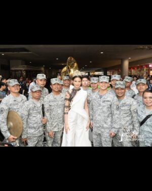Michelle Dee Instagram - ‘Tis the season to be grateful! 🇵🇭✨

What a journey Miss Universe was! Your support was everything - it kept me going even from miles away. 🤍 #BAYANIHAN

A massive thank you to @smsupermalls @themallofasiaofficial @stweets for hosting this unforgettable homecoming parade. It was a full circle moment from my first #HelloUniverse video all the way to the parade! Thank you for always having my back! 

To the Miss Universe Philippines Organization @themissuniverseph, your faith in me meant the world. I was so proud to carry our flag on the global stage but I wouldn’t have been able to do so without your trust. Thank you for everything. 🫶🏻 To @empiretv.ph, thank you for producing and coordinating the whole parade. 

To my incredible mentors, designers, and the whole #TeamMMD - your wisdom and training were my secret weapons. Thank you for sharing “the vision” with me and syempre for all of your creative expertises as well, I couldn’t have done it without all of you. 💯✨ 

Of course to my home network @sparklegmaartistcenter @gmanetwork, need I say more? Your love and support for my whole career is unmatched. Thank you. 🙏🏻 

Seeing all your faces at the parade, feeling the love and energy - it was just magical. We did this together, FILIPINAS! Here’s to more milestones together. 🤍✨ #mmdverse 

Ps: there’s so many people I want to thank but a caption can never suffice! I have a mini documentary series coming soon on my YouTube channel so please don’t forget to subscribe! (Link in bio) 

#FILIPINAS #MMDHomecomingParade #michelledee #mmd #dee5tiny #wmmmo