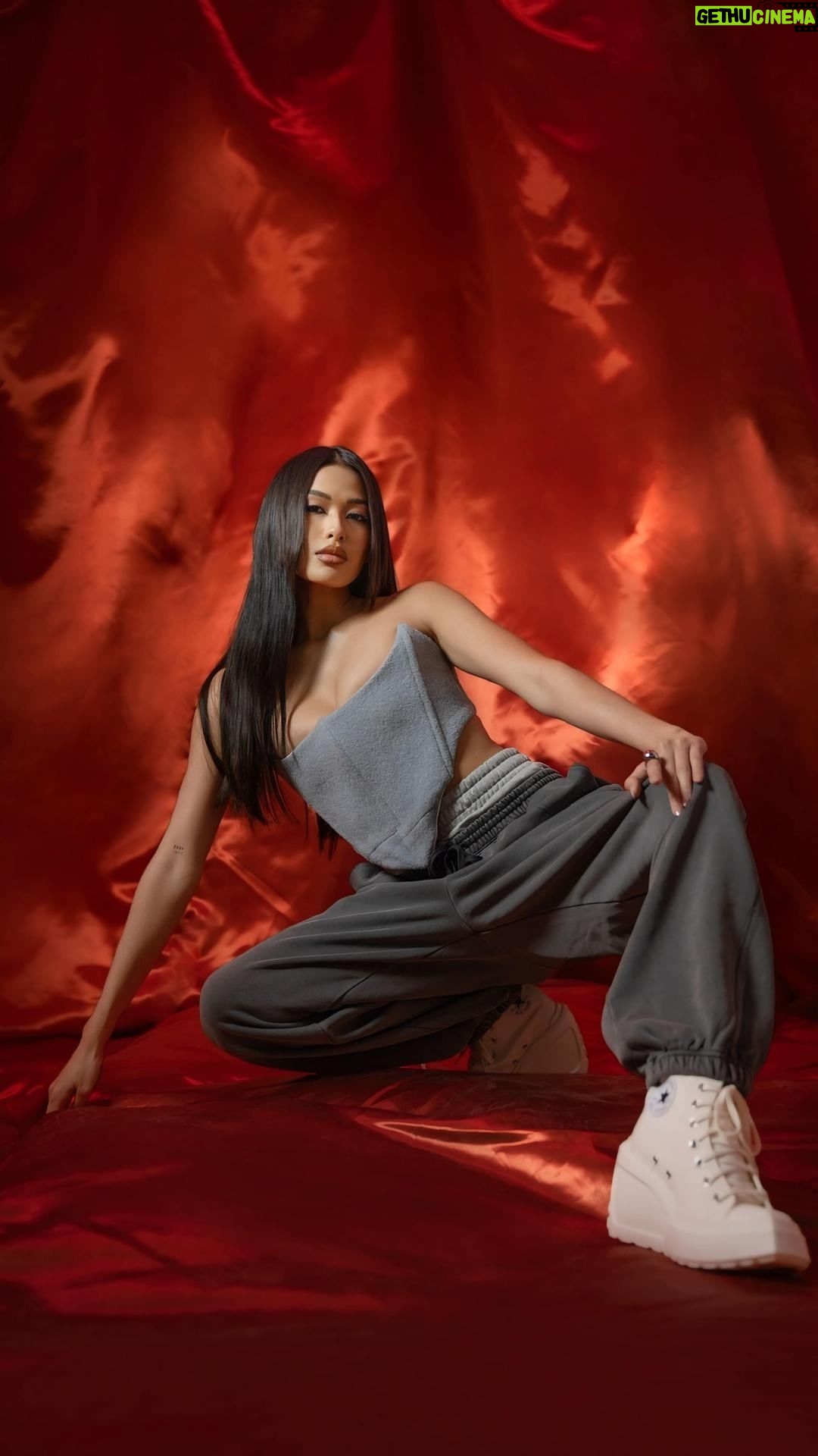 Michelle Dee Instagram - Style is an expression of our inner self. It visually communicates our unique identity, our values, the community we thrive in. Discover “ The Edge Of Style” with @michelledee as it becomes an integral part of our creative journey. #CreateNext