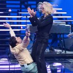 Michelle Hunziker Instagram - Si è conclusa anche questa seconda magica edizione di #MichelleImpossible… il primo grande GRAZIE non può che andare a voi, che ci avete fatto entrare nelle vostre case per donarvi qualche ora di divertimento. Il secondo GRAZIE è per quel grande team che ha lavorato in studio con passione per rendere possibile questo show e il terzo GRAZIE a loro, i miei compagni di viaggio in questa indimenticabile avventura ❤️ @serena_autieri @pierfrancescofavino @pierochiambretti @pioeamedeo83 @alessandroristori.official @j.axofficial @dj_jad_il_sarto @magoforestofficial @therealauroragram @gialappasbandofficial @irondojo_ 📷: @pierpapo_ferreri