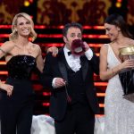 Michelle Hunziker Instagram - #MichelleImpossible seconda puntata! Un grazie a voi per averci permesso di entrare nelle vostre case per divertirvi insieme a noi e un grazie ai miei ospiti che si sono emozionati con me brillando per eleganza e autenticità. Infine un grazie a @sergiopappalettera per le incredibili scenografie grafiche, a @laccioland con il suo team per le coreografie pazzesche che avete visto, al maestro @valeriano_chiaravalle e a @danti2f per rendere unici i momenti musicali di questo show ❤️ photo: @pierpapo_ferreri