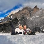 Michelle Hunziker Instagram - Cosa ci fanno una svizzera e una napoletana in Alta Badia?? Ma vi mandano tanti baci no? 💋❤️ 📷 @luca_duke