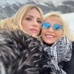 Michelle Hunziker Instagram - Wow ….che ponte magico!!!! ❤️ Grazie a @stmoritz per l’ospitalità , la mitica Christina Gläser @christina_glaeser e @myswitzerlandit con la quale facciamo mille avventure per far conoscere la svizzera e le mille opportunità di viaggi🇨🇭 agli italiani , Thanks a @giorgio_rocca con la sua @giorgioroccaskiacademy e i maestri di sci super top anche per i bimbi!!! Last but not least….a @giorgioarmani e il suo team per la magia che ha creato tra la neve e le Alpi…. A farmi ridere tantissimo ci ha pensato @ilaryblasi 😂 e @gra69 ❤️❤️❤️❤️