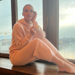 Michelle Hunziker Instagram – Prima tappa Basel! Che città spettacolare! Romantica, piena di Arte, mercatini di Natale, profumi di cannella e gente sorridente…e il viaggio continua!

@myswitzerlandit @baselswitzerland @fondationbeyeler #inlovewithswitzerland @grandhotellestroisrois #management @gra69 #hairmakeup @laurabarenghi #stylist @susanna_ausoni #❤️ @christina_glaeser Pic by @elenabenvenuto__