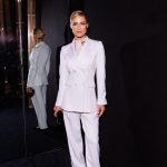 Michelle Hunziker Instagram - Ogni evento importante della mia vita è stato firmato Giorgio Armani. Un affetto e una stima incredibile per un uomo che ha creato un impero con la sua energia,la sua forza, costanza e perseveranza. Non ha mai mollato neanche un secondo ed è d’ispirazione per tutti noi. Ho passato due ore a vedere opere d’arte in tessuto e sognato come tutte le donne con lui. Thanks ❤️ @giorgioarmani #giorgioarmani @belenrodriguezreal