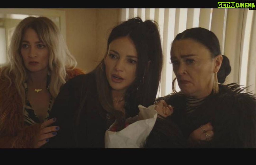 Michelle Keegan Instagram - A few BTS pics from BRASSIC Season 5. Whoβs already binged the the new season?? π¦ππ’πΌπ°π§¨β€οΈβπ₯π @skytv #brassic